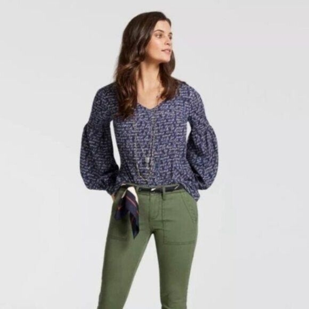 🍁CABI Te Amo Navy Blouse #5336 Love Top, Size XS - Picture 2 of 8